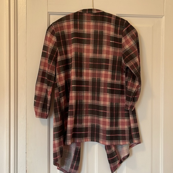 Bundle 2 Listings for $15😀Cute Plaid Shirt - Picture 2 of 10